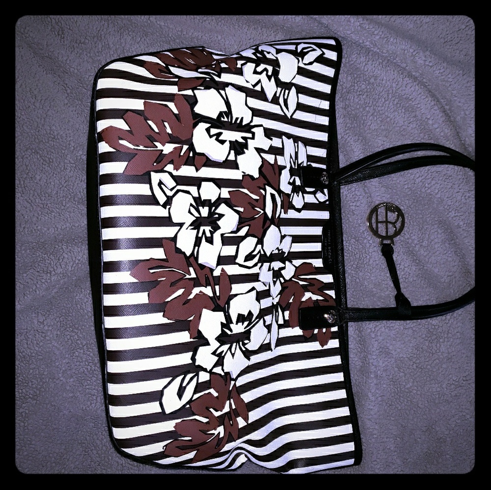 Henri Bendel handbag w/ duster bag